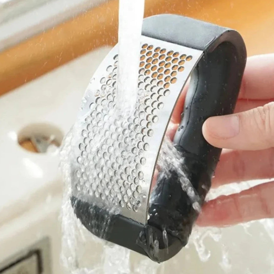 Limoon™ Ergonomic Garlic Press